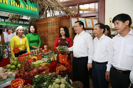 Acara evaluasi Program target nasional tentang pembangunan pedesaan baru di daerah pegunungan Vietnam Utara - ảnh 1