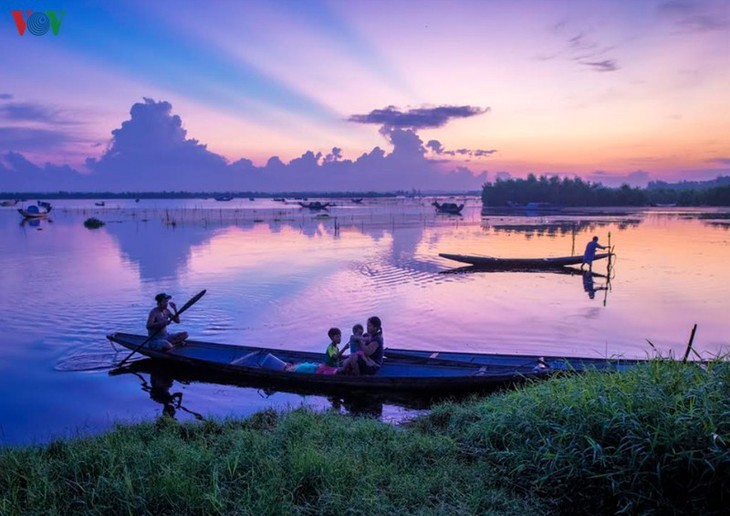 Rawa Quang Loi – Destinasi wisata yang menarik di kawasan Laguna Tam Giang - ảnh 16