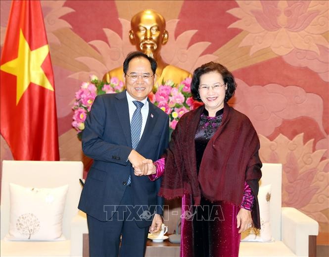 Ketua MN Vietnam, Nguyen Thi Kim Ngan menerima Dubes Australia dan Dubes Republik Korea - ảnh 1