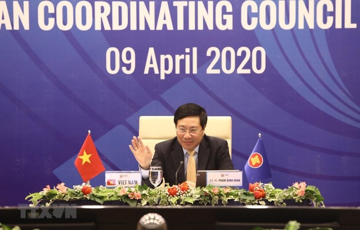 ASEAN 2020: Kerjasama ASEAN dalam memundurkan wabah Covid-19 - ảnh 1