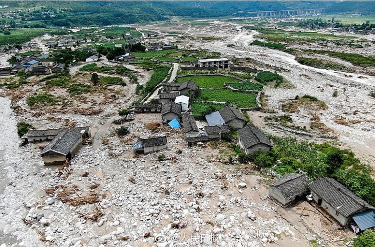 Banjir di Tiongkok dan pengelolaan sumber air di hulu sungai - ảnh 1