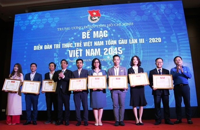 Penutupan Forum Intelektual Muda Global Vietnam ke-3 - ảnh 1