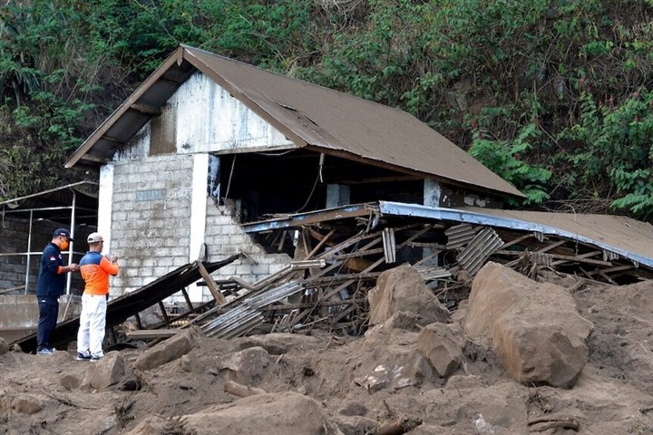 Indonesia: Gempa bumi di Pulau Bali, Setidaknya 11 Korban - ảnh 1