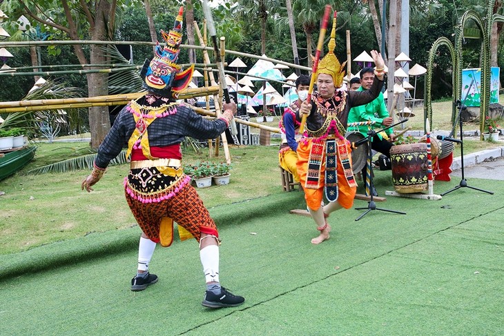 Bulan Oktober Ramai dengan Acara “Daerah Nam Bo Barat yang Mengesankan“ - ảnh 1