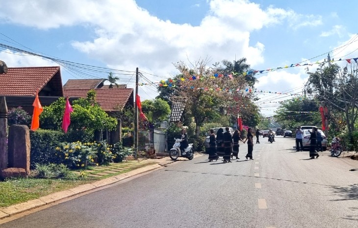 Semua Dukuh di Provinsi Dak Lak Bergelora dengan Festival Kopi - ảnh 1