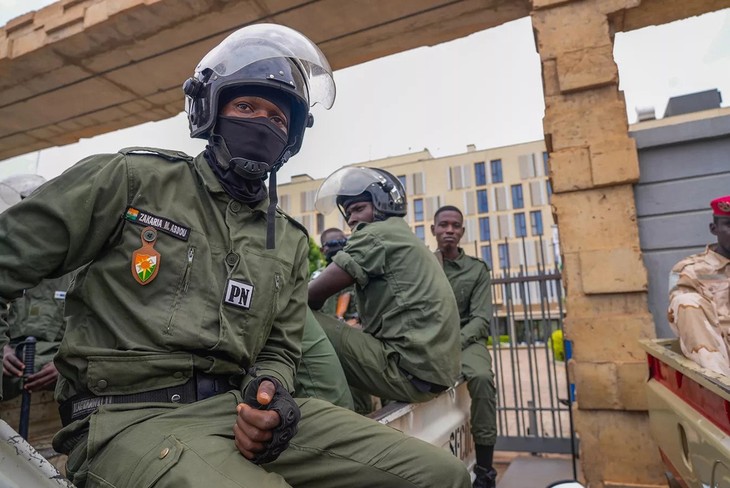 Junta Militer Niger Menerima Gagasan Aljazair untuk Menangani Krisis Politik - ảnh 1