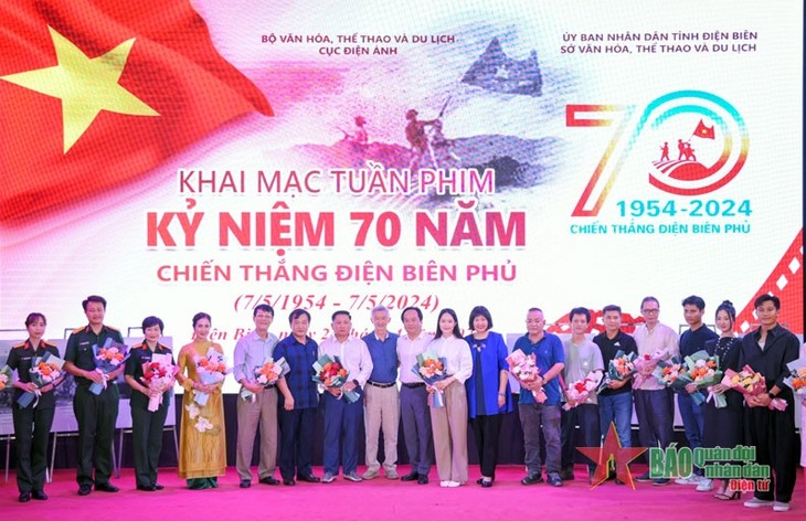 Dien Bien: Pembukaan Pekan Film Peringatan HUT ke-70 Kemenangan Dien Bien Phu - ảnh 1