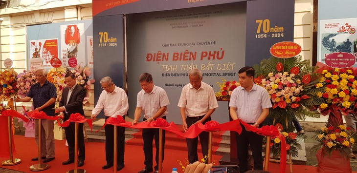 Pembukaan Pameran “Dien Bien Phu – Semangat Abadi” - ảnh 1