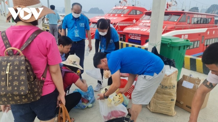 Co To: Kabupaten Kepulauan Tanpa Sampah Plastik - ảnh 2