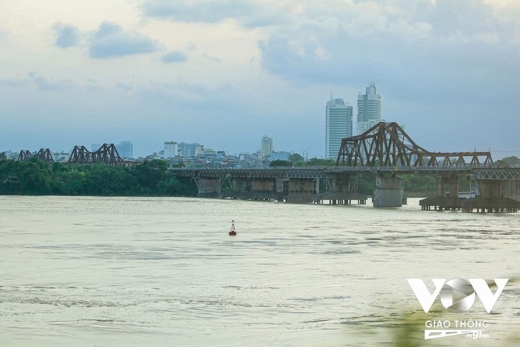 Tempat-Tempat Sejarah yang Berkaitan dengan Hari Pembebasan Ibu Kota  Hanoi 10 Oktober - ảnh 1