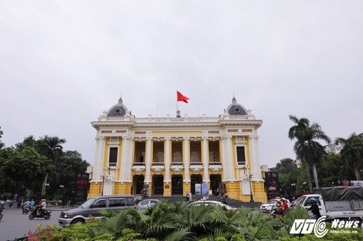 Tempat-Tempat Sejarah yang Berkaitan dengan Hari Pembebasan Ibu Kota  Hanoi 10 Oktober - ảnh 7