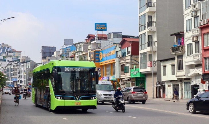 Cepat Memiliki Peta Jalan untuk Berpindah ke Kendaraan Perhubungan Hijau - ảnh 1