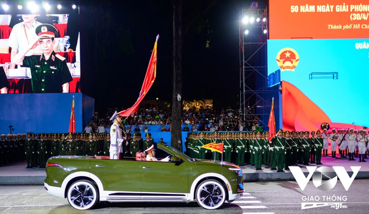 Suasana Persiapan Peringatan HUT ke-50 Penyatuan Tanah Air - ảnh 1