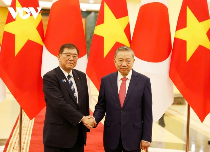 Sekjen KS PKV To Lam Lakukan Pertemuan dengan PM Jepang - ảnh 1