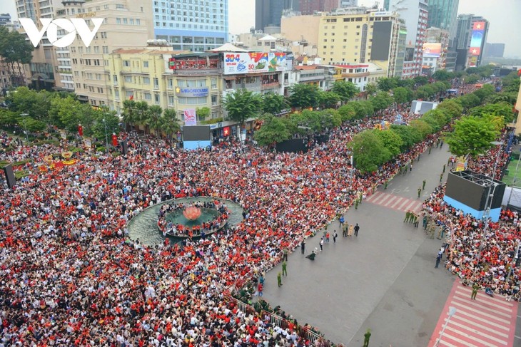 Mengiktisarkan Surat Para Pendengar - ảnh 1