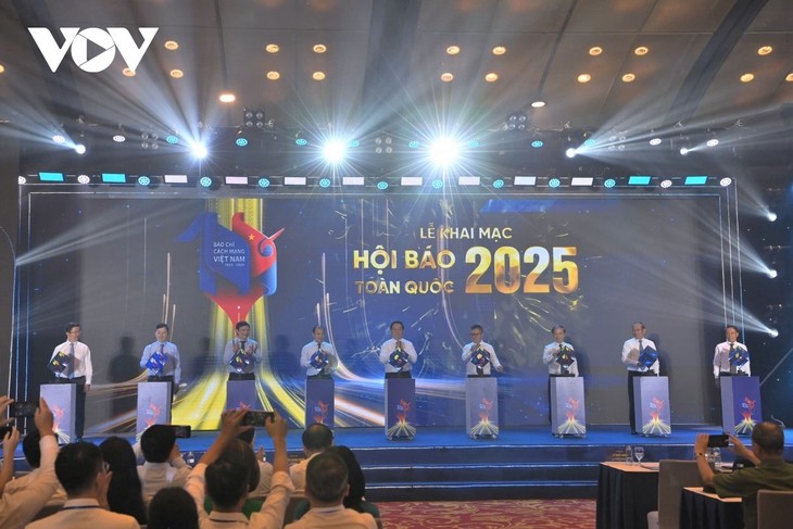 Pers Revolusioner Vietnam dengan Mantap Memasuki Tahapan Baru dengan Posisi yang Teguh dan Aspirasi Inovasi - ảnh 1