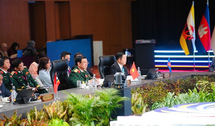 ADMM-19: Solidaritas ASEAN demi Keamanan dan Kemakmuran - ảnh 1