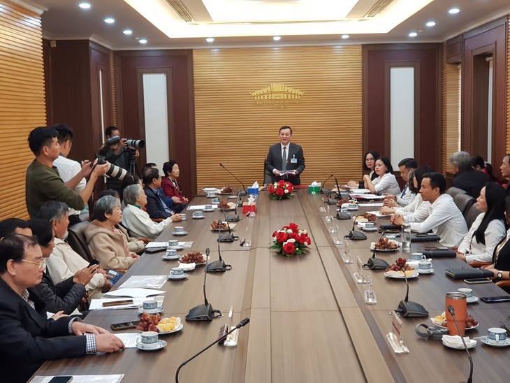 Museum Ho Chi Minh Menerima Dokumen dan Artefak Tahun 2025  - ảnh 2