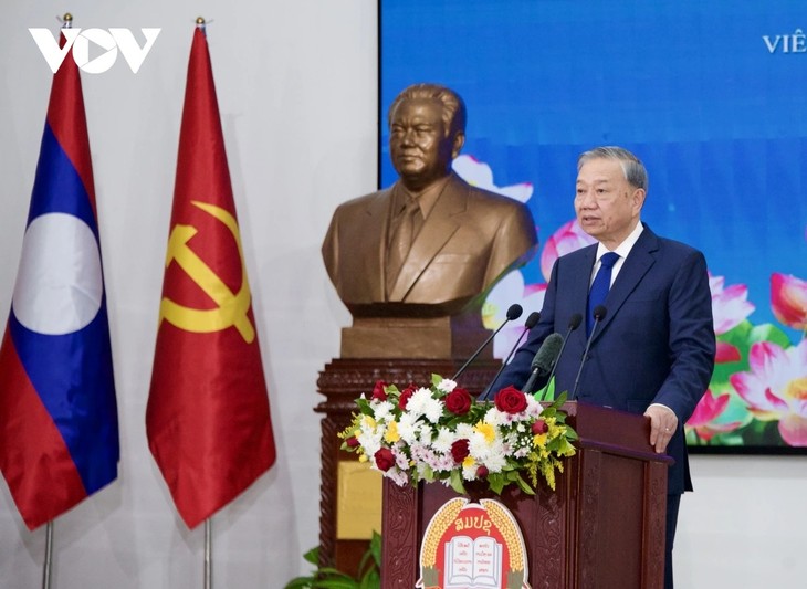 Vietnam-Laos Sepakat Tambahkan Isi Kerja Sama Baru, Perdalam Hubungan Bilateral - ảnh 2