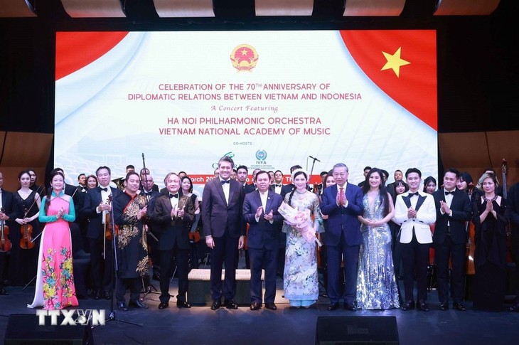Vietnam-Indonesia: 70 Tahun Kerja Sama demi Kemakmuran dan Solidaritas Masyarakat - ảnh 1