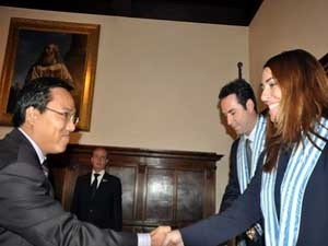 Республика Сан-Марино хочет укрепить отношения с Вьетнамом - ảnh 1