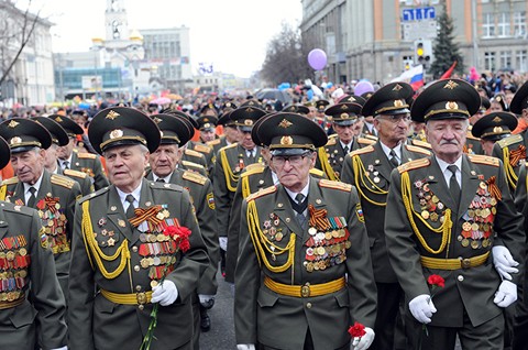 Во Вьетнаме и многих странах мира отмечают День победы над фашизмом - ảnh 1