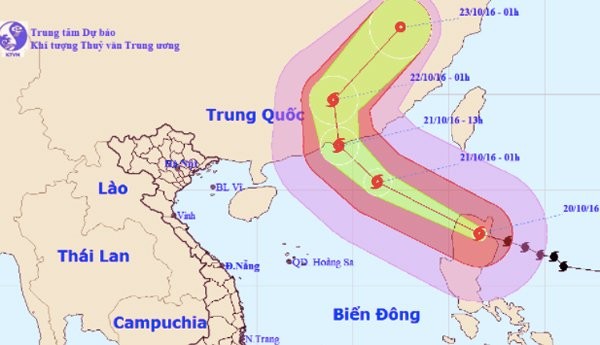 Siêu bão Haima đang hướng vào biển Đông - ảnh 1