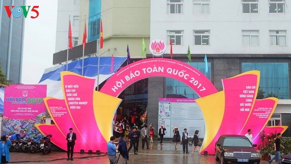 Khai mạc Hội báo toàn quốc 2017 - ảnh 1