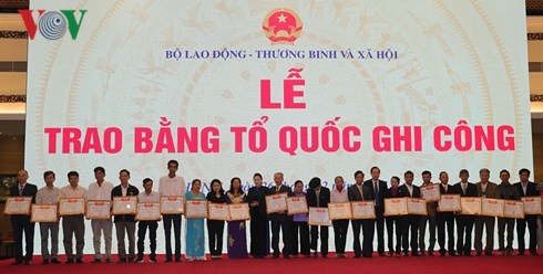 Không bao giờ quên ơn những người đã ngã xuống vì sự nghiệp xây dựng và bảo vệ Tổ quốc - ảnh 2