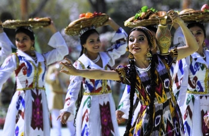 Những ngày văn hóa Uzbekistan tại Việt Nam - ảnh 1