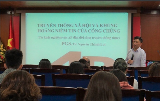 Hội thảo định hướng thông tin và dư luận xã hội trong môi trường truyền thông số - ảnh 1