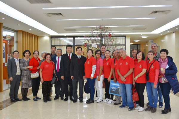 Lãnh đạo Ủy ban Nhà nước về người Việt Nam ở nước ngoài tiếp đoàn kiều bào New Caledonia - ảnh 2