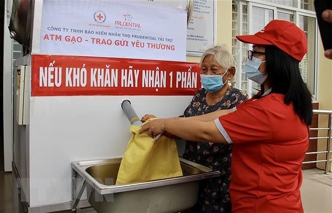 Trí thức góp ý văn kiện: Mọi mục tiêu hành động đều hướng tới lợi ích của người dân - ảnh 2