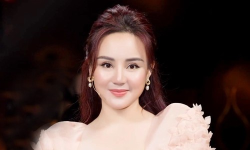 Ca sỹ Vy Oanh: “Tôi luôn muốn truyền tải những thông điệp tích cực trong cuộc sống“ - ảnh 1