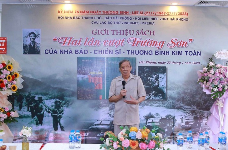 Giới thiệu cuốn sách “Hai lần vượt Trường Sơn” của Nhà báo Kim Toàn - ảnh 1