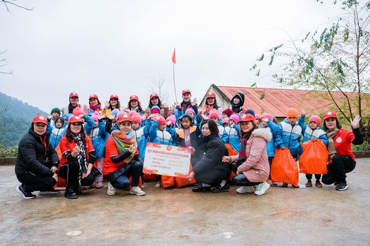 Quỹ nhân ái - Hoa hậu áo dài phu nhân toàn Châu Âu: Trao đi yêu thương để nhận lại yêu thương - ảnh 20