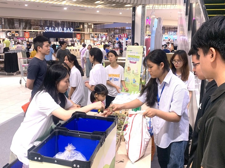 Eco event 2024: Lan tỏa thông điệp phân loại, tái chế rác thải - ảnh 1