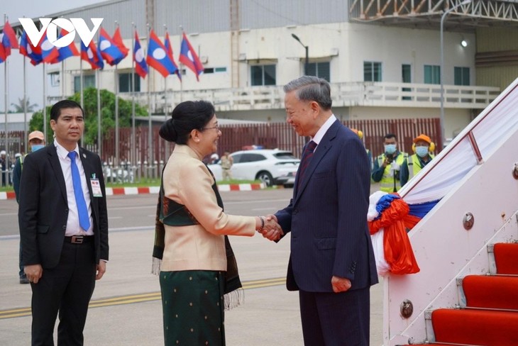  Chủ tịch nước Tô Lâm đến Vientiane, bắt đầu chuyến thăm cấp Nhà nước CHDCND Lào - ảnh 2