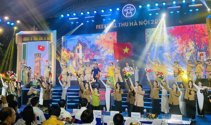 Khai mạc Festival Thu Hà Nội 2024  - ảnh 1