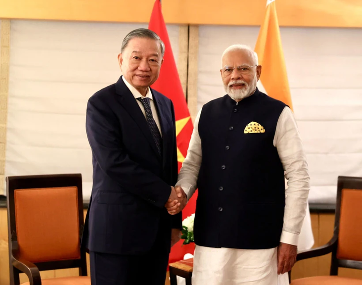 Tổng Bí thư, Chủ tịch nước Tô Lâm gặp Thủ tướng Ấn Độ Narendra Modi  - ảnh 1