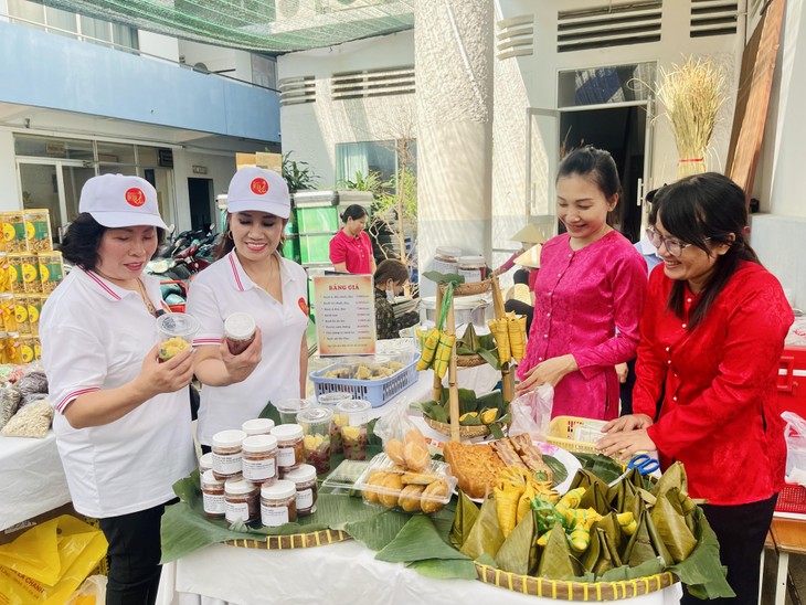 Quỹ nhân ái, Hoa hậu Áo dài phu nhân toàn Châu Âu mang “Xuân an vui” đến những hoàn cảnh khó khăn tại TPHCM - ảnh 17