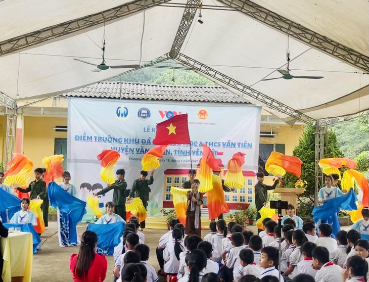 Khởi công xây dựng điểm trường Đá Đỏ - Rút ngắn quãng đường đến trường cho trẻ em vùng cao - ảnh 4