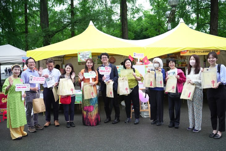 Tổng Lãnh sự quán Việt Nam tại Osaka đẩy mạnh kết nối cộng đồng - ảnh 7