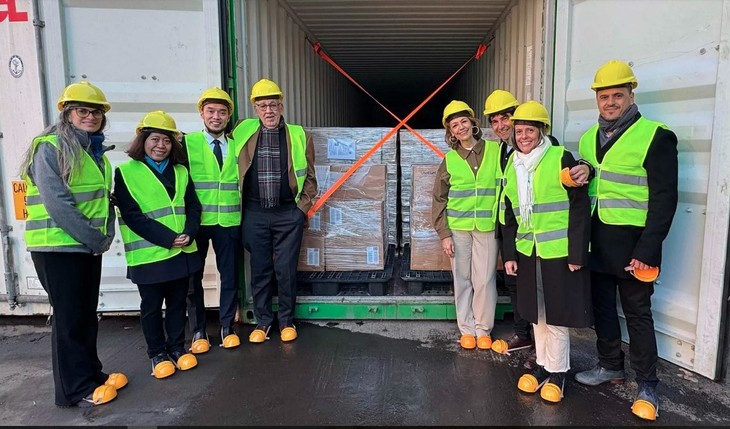 Argentina nhập khẩu lô hàng viễn thông đầu tiên do doanh nghiệp Việt Nam sản xuất - ảnh 1