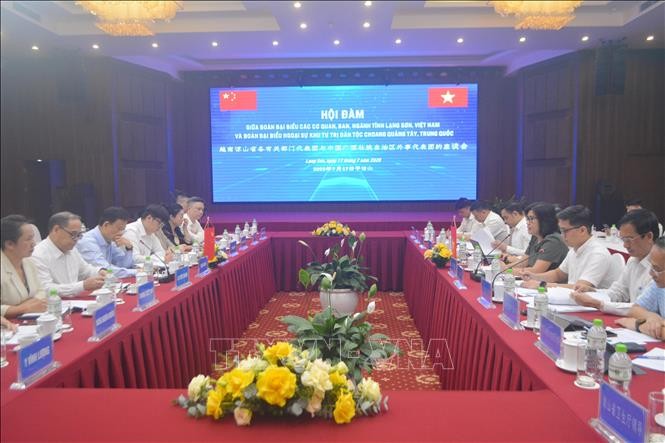 Lạng Sơn và Quảng Tây (Trung Quốc) tăng cường hợp tác trong lĩnh vực trọng điểm - ảnh 2