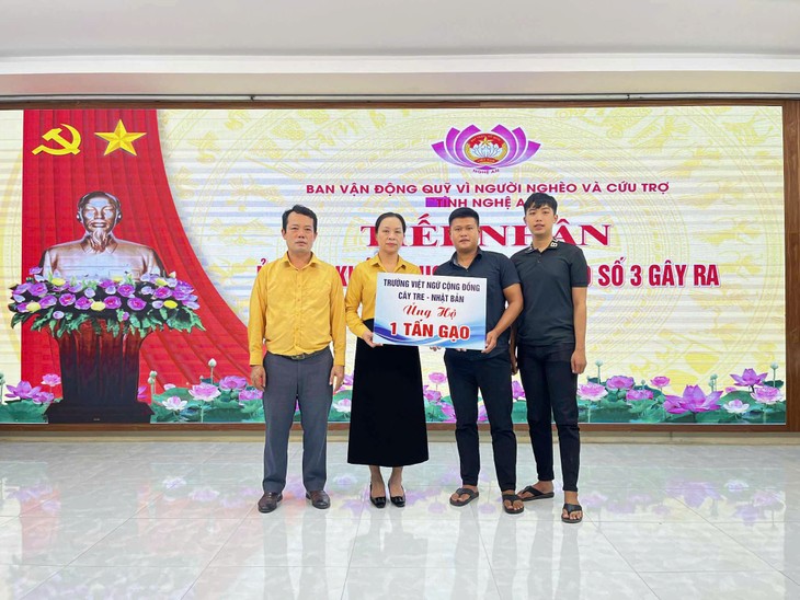 Trường Việt ngữ Cây Tre, Nhật Bản sẻ chia với đồng bào vùng lũ Nghệ An - ảnh 1