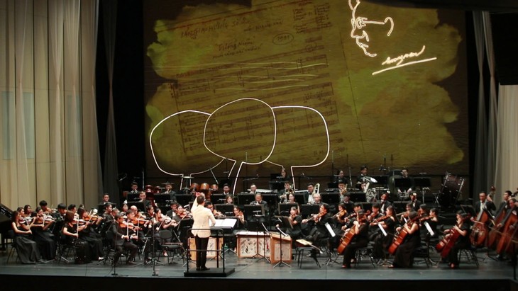 UNESCO trao bằng Di sản tư liệu thế giới cho Bộ sưu tập của Nhạc sĩ Hoàng Vân - ảnh 2