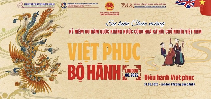 Phụ nữ Việt Nam tại Châu Âu: Việt phục bộ hành chào mừng 80 năm Quốc khánh  - ảnh 2