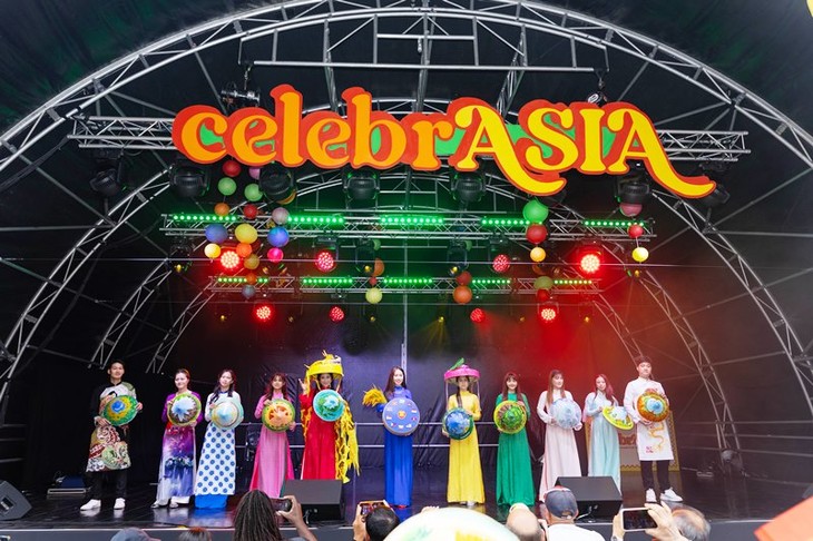 Việt Nam ghi dấu ấn đầy tự hào tại CelebrASIA 2025 - ảnh 4