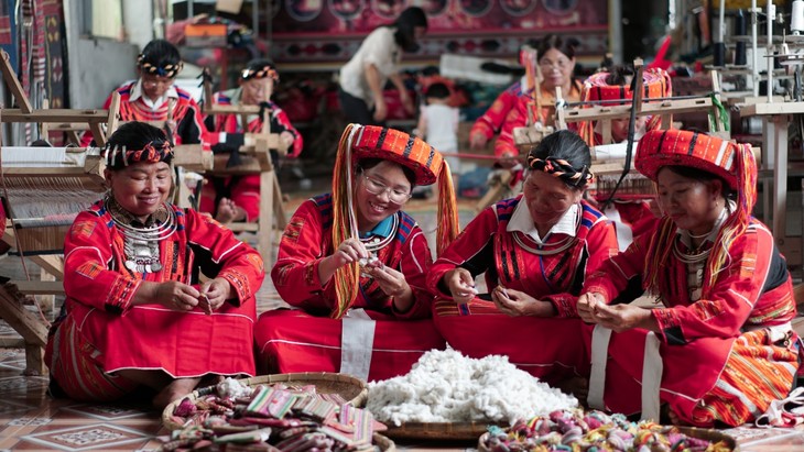 Tải Thị Mai - Người phụ nữ Pà Thẻn đưa thổ cẩm dân tộc ra thế giới - ảnh 2